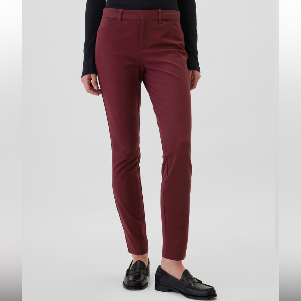 Gap Skinny Ankle Dress Pant in Burgandy